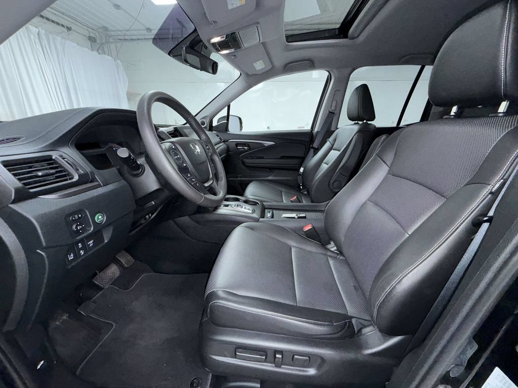 Used 2023 Honda Ridgeline RTL image 12