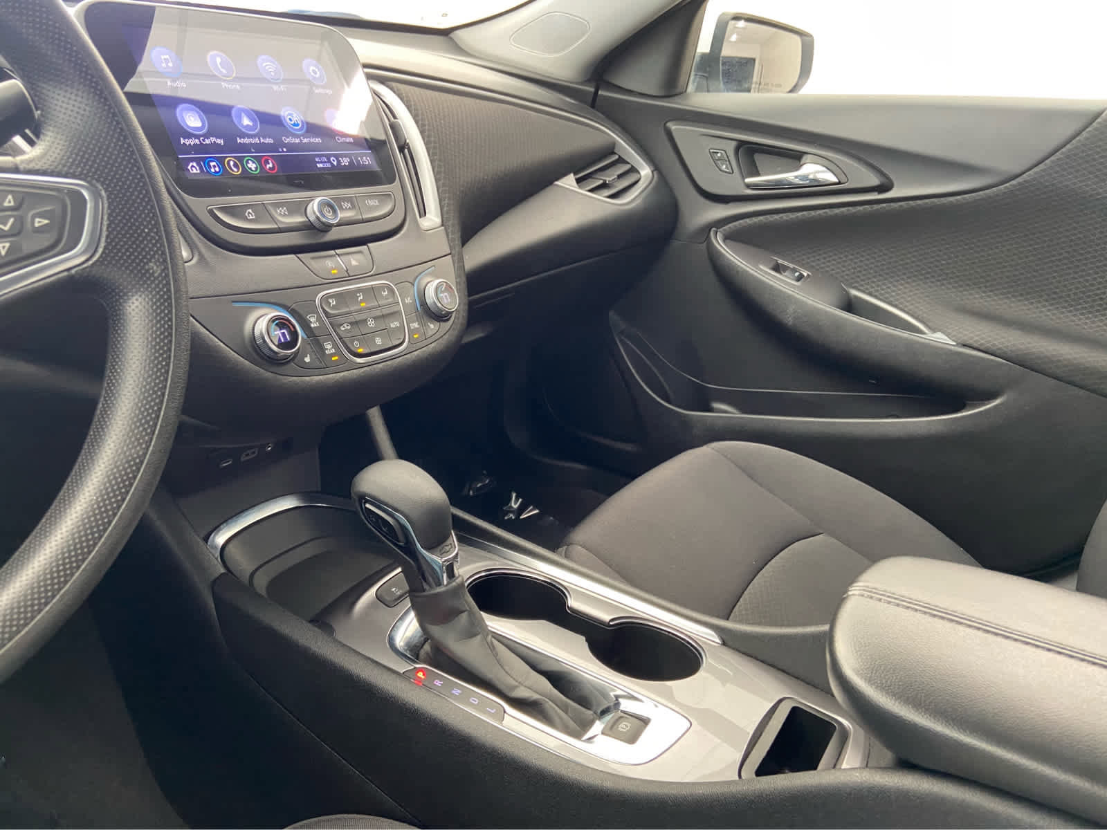 Used 2024 Chevrolet Malibu LT image 31