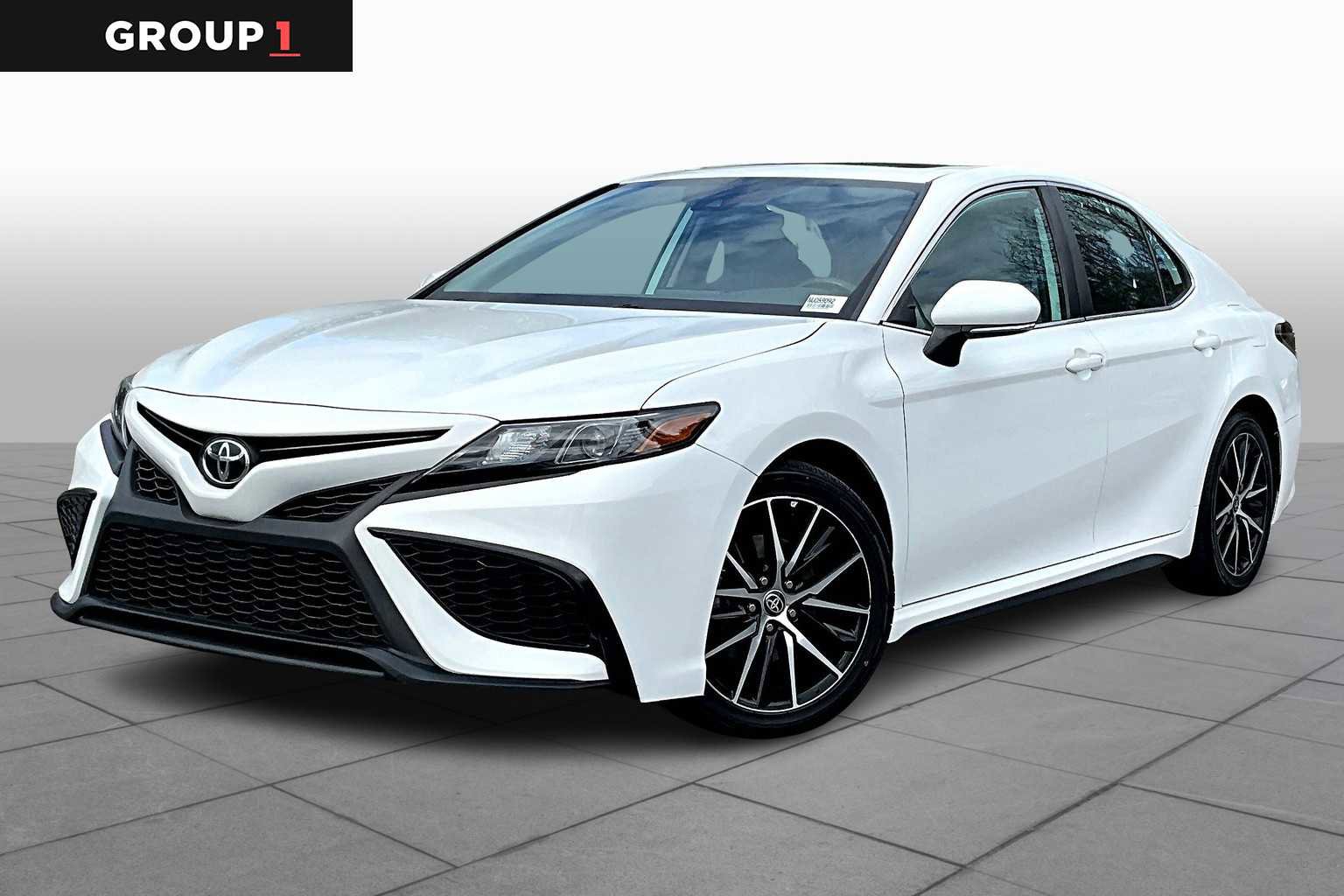 Used 2022 Toyota Camry SE