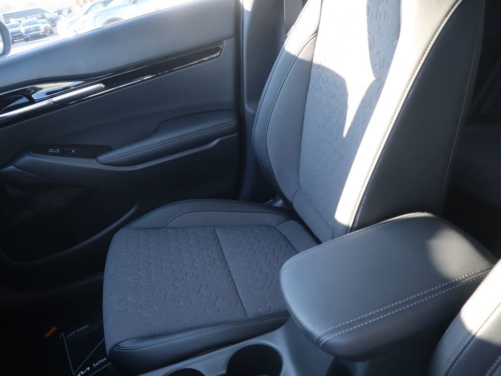 New 2026 Kia Seltos S FWD image 21