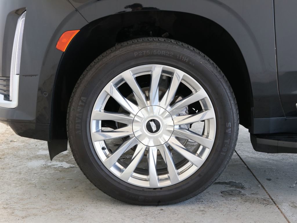 Used 2024 Cadillac Escalade Premium Luxury AWD/4WD image 49