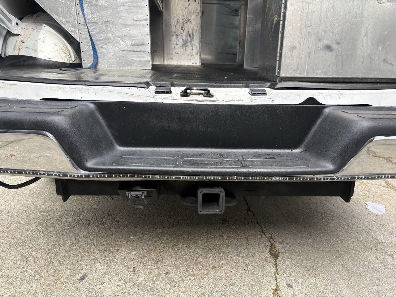 Used 2014 Chevrolet Express 2500 image 8