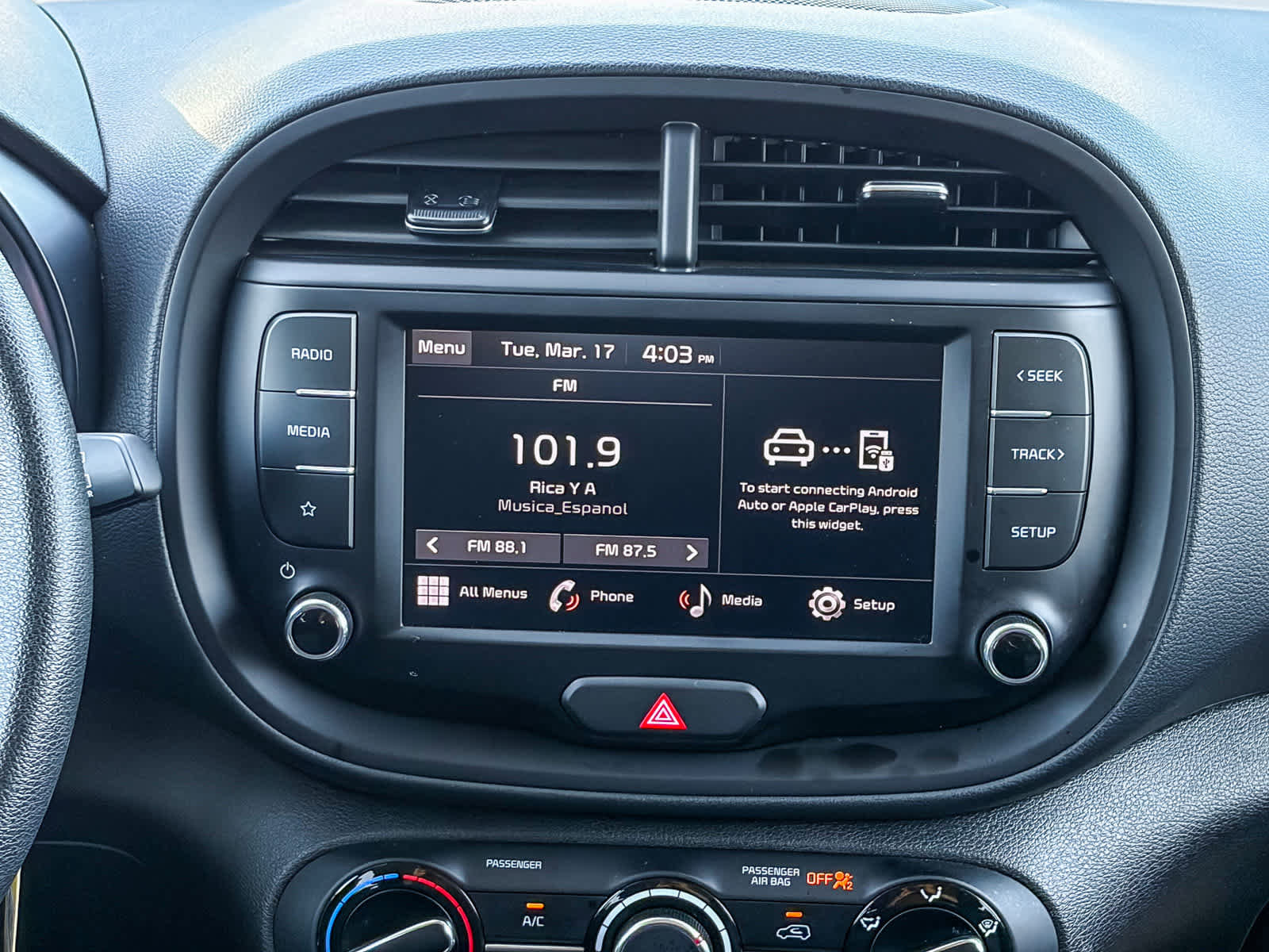 Used 2024 Kia Soul LX w/ Option Group 015 image 13