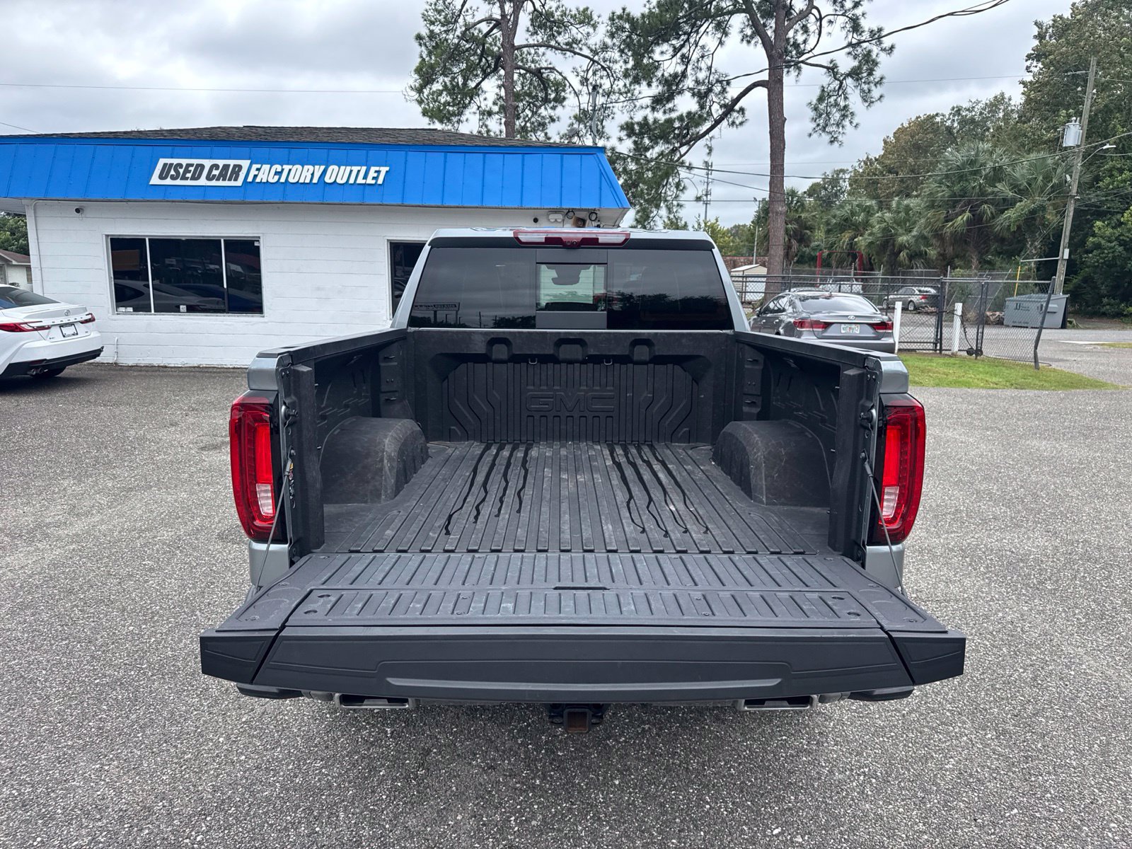 Used 2026 GMC Sierra 1500 Denali Ultimate AWD/4WD image 9