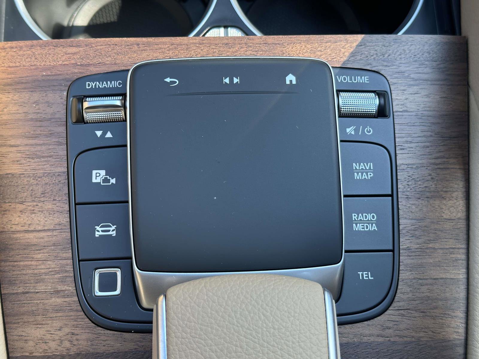New 2026 Mercedes-Benz GLS 450 4MATIC image 23