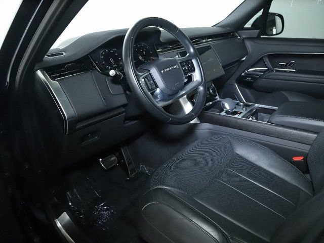 Certified 2023 Land Rover Range Rover SE AWD/4WD image 16