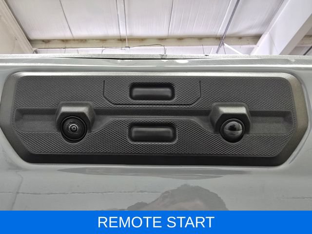 Used 2024 GMC Sierra 3500 AT4 w/ AT4 Premium Plus Package AWD/4WD image 9