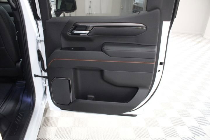New 2026 GMC Sierra 1500 AT4 w/ Technology Package AWD/4WD image 31