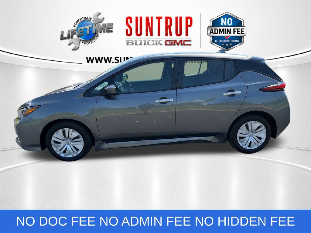 Used 2024 Nissan Leaf S FWD image 2