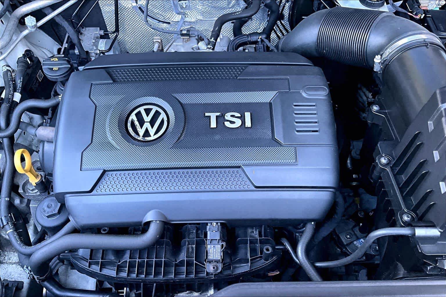 Used 2020 Volkswagen Atlas Cross Sport SEL AWD/4WD image 33