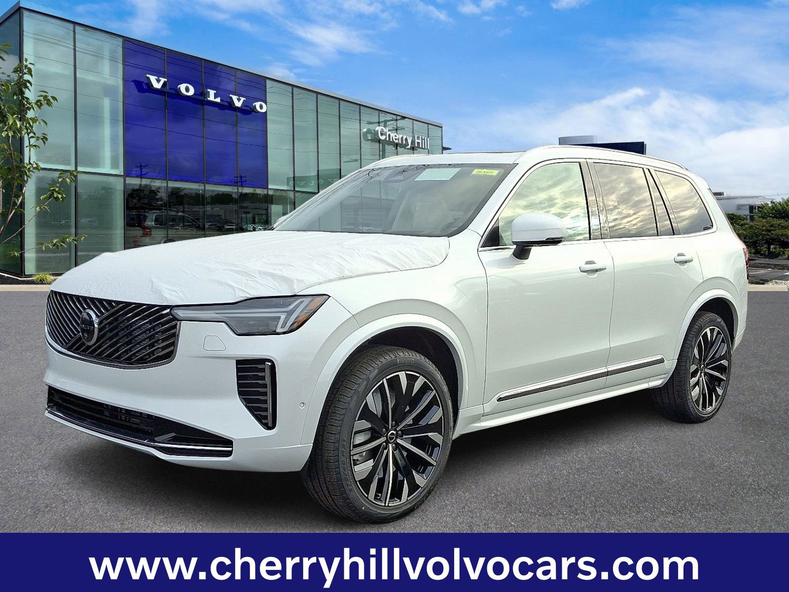 New 2026 Volvo XC90 B6 Ultra w/ Protection Package image 2