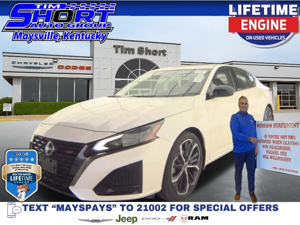 Used 2023 Nissan Altima 2.5 SR w/ SR Premium Package FWD image 1