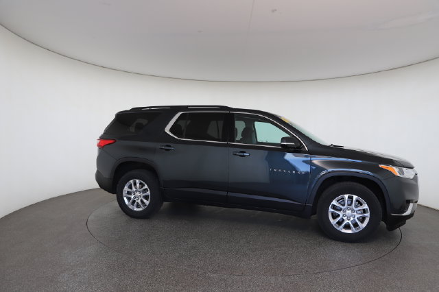 Used 2019 Chevrolet Traverse LT w/ LPO, Floor Liner Package AWD/4WD image 23