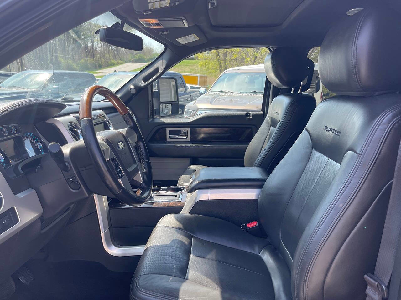 Used 2013 Ford F150 Platinum image 22