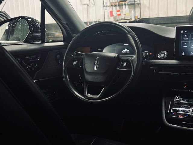 Used 2021 Lincoln Corsair Reserve w/ Equipment Group 201A image 25