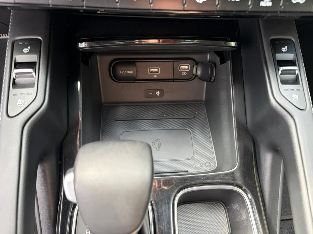 Used 2022 Kia Telluride EX w/ EX Premium Package AWD/4WD image 23