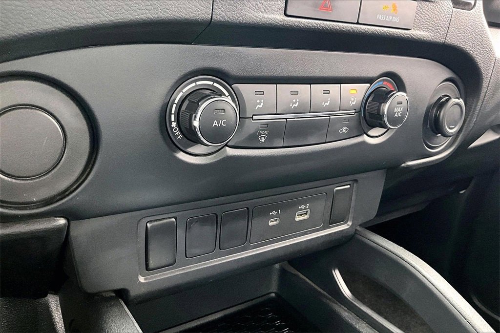Used 2022 Nissan Frontier S image 32