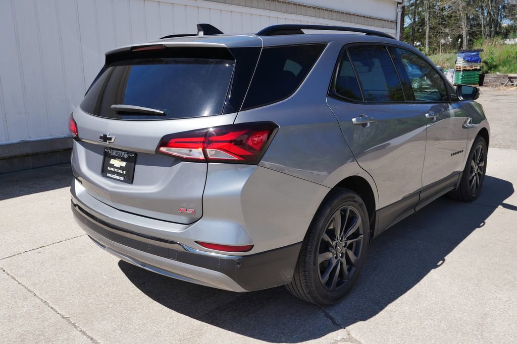 Used 2023 Chevrolet Equinox RS w/ RS Leather Package FWD image 7