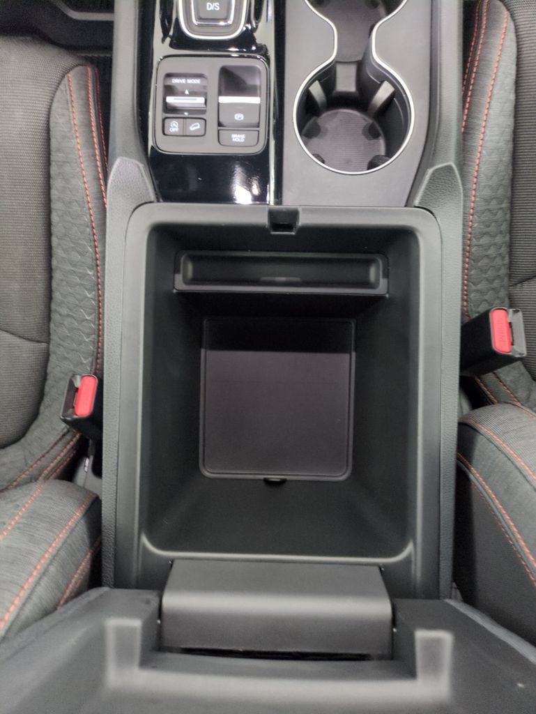Certified 2025 Honda Pilot Sport image 28