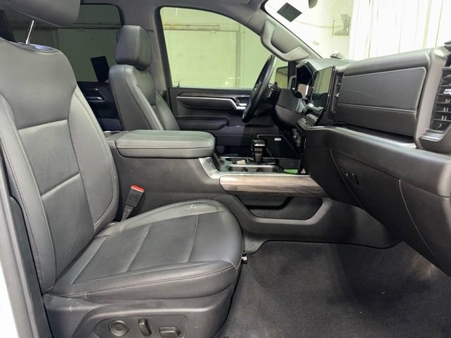 Used 2026 Chevrolet Silverado 1500 LTZ w/ Z71 Off-Road Package AWD/4WD image 24