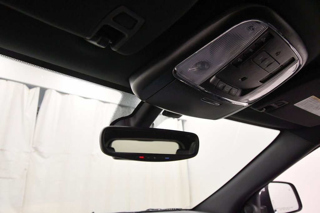 Used 2020 Jeep Grand Cherokee Limited w/ Luxury Group II image 31