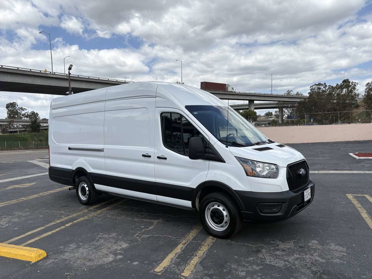 Used 2023 Ford Transit 250 148 High Roof Extended w/ Load Area Protection Package RWD image 42