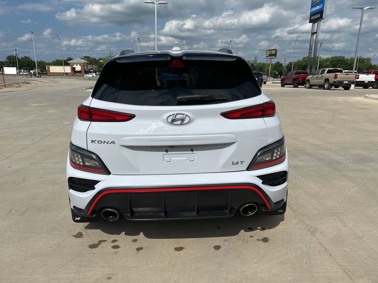 Used 2022 Hyundai Kona N FWD image 4