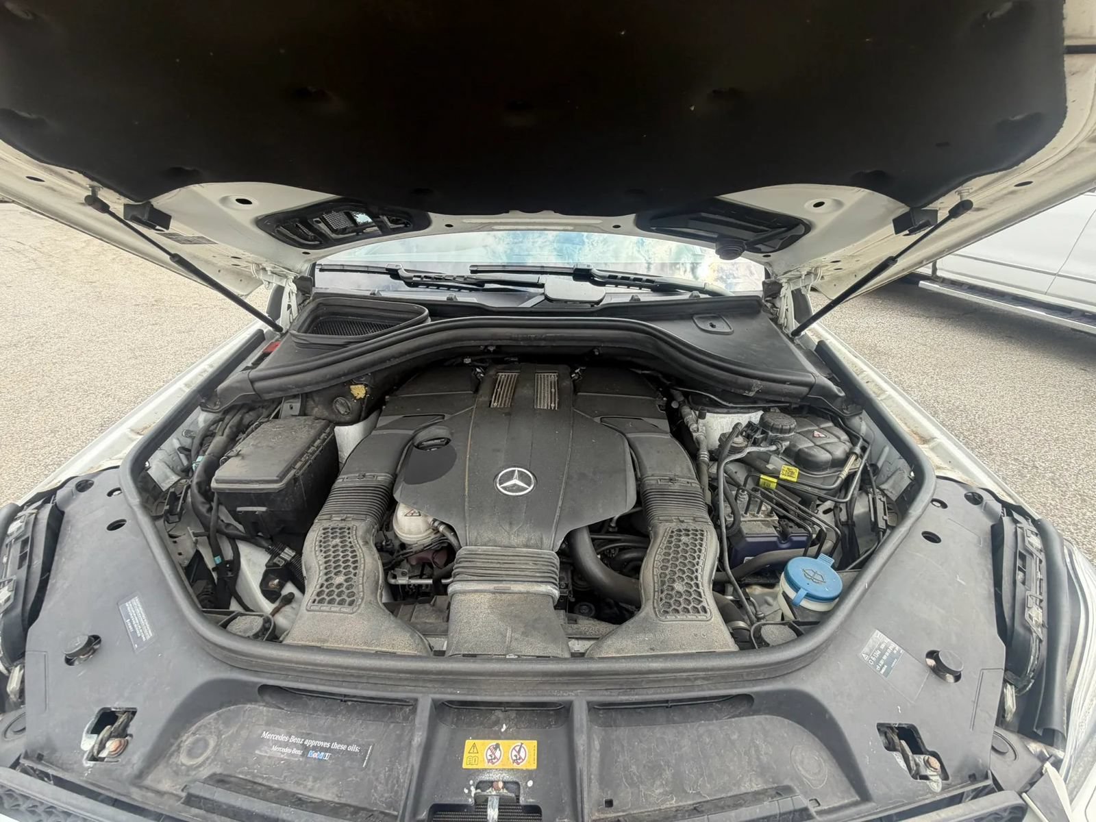 Used 2015 Mercedes-Benz GL 450 4MATIC image 36