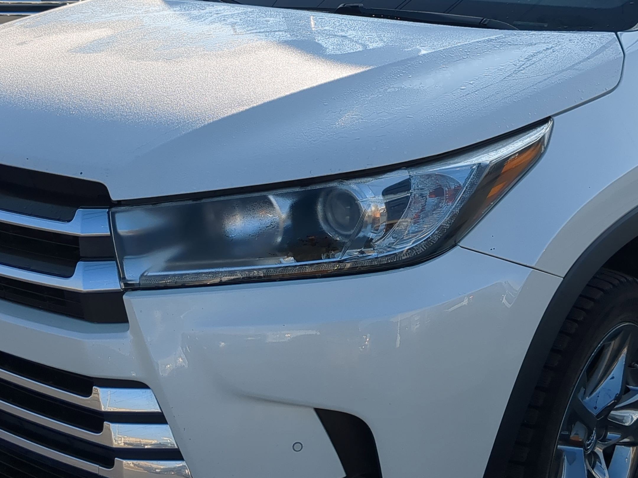 Used 2018 Toyota Highlander Limited Platinum image 10