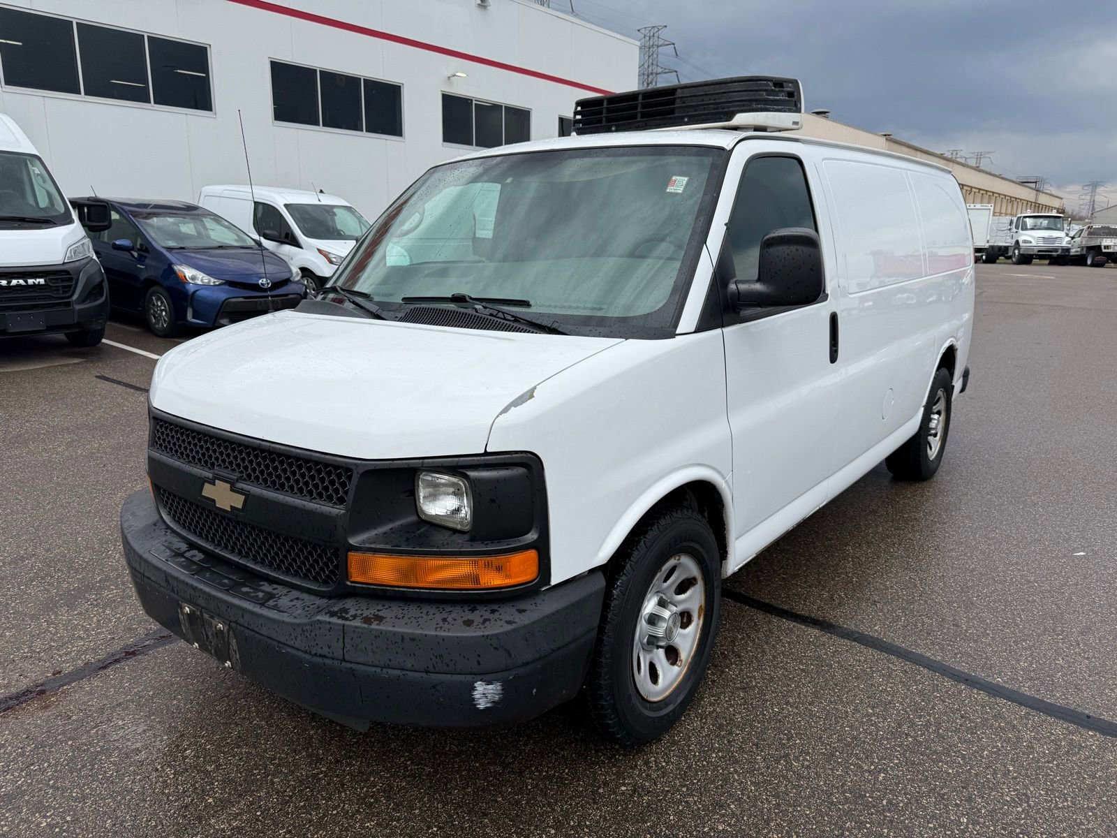 Used 2012 Chevrolet Express 1500 RWD image 1