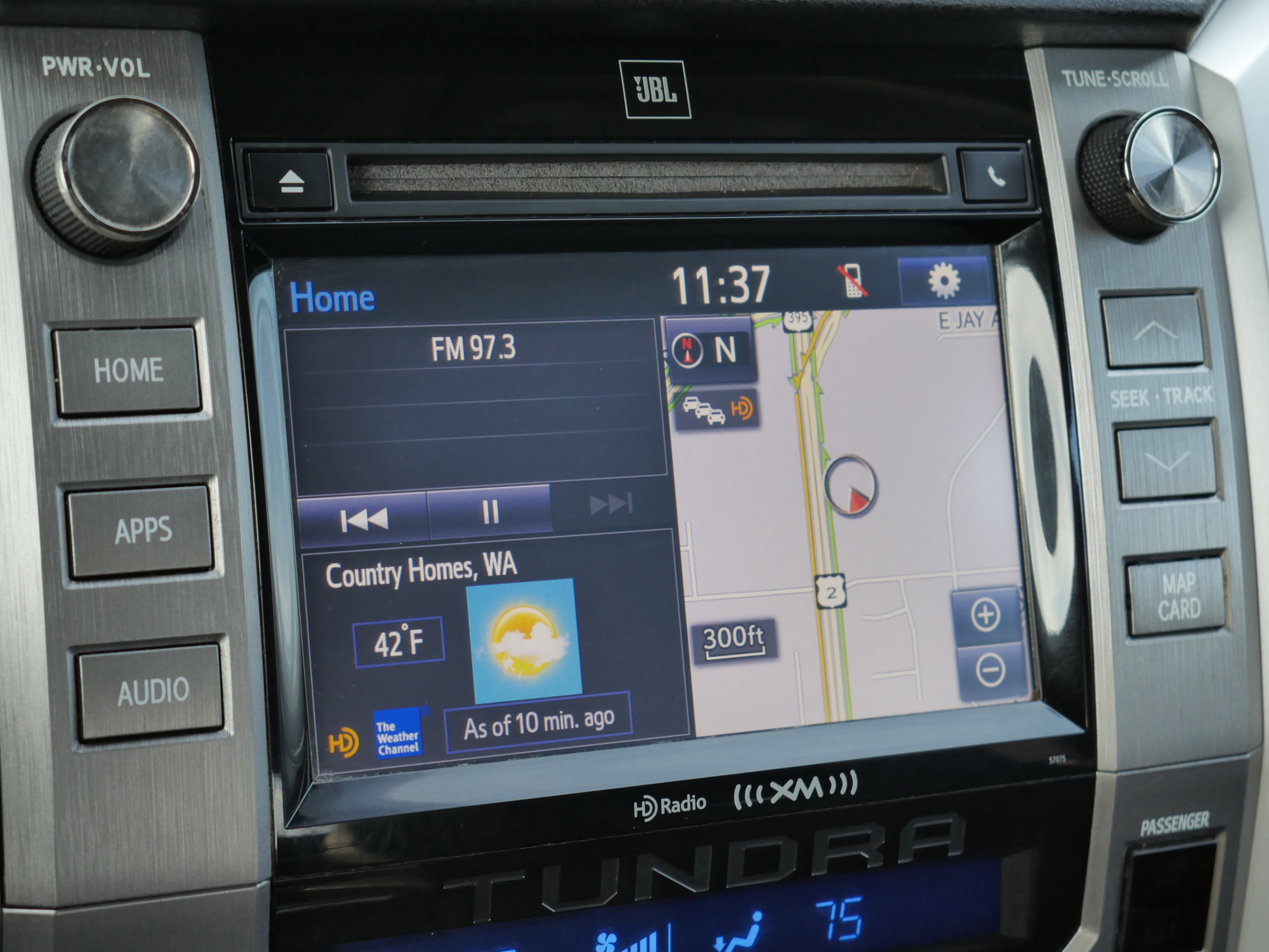 Used 2015 Toyota Tundra Platinum image 12