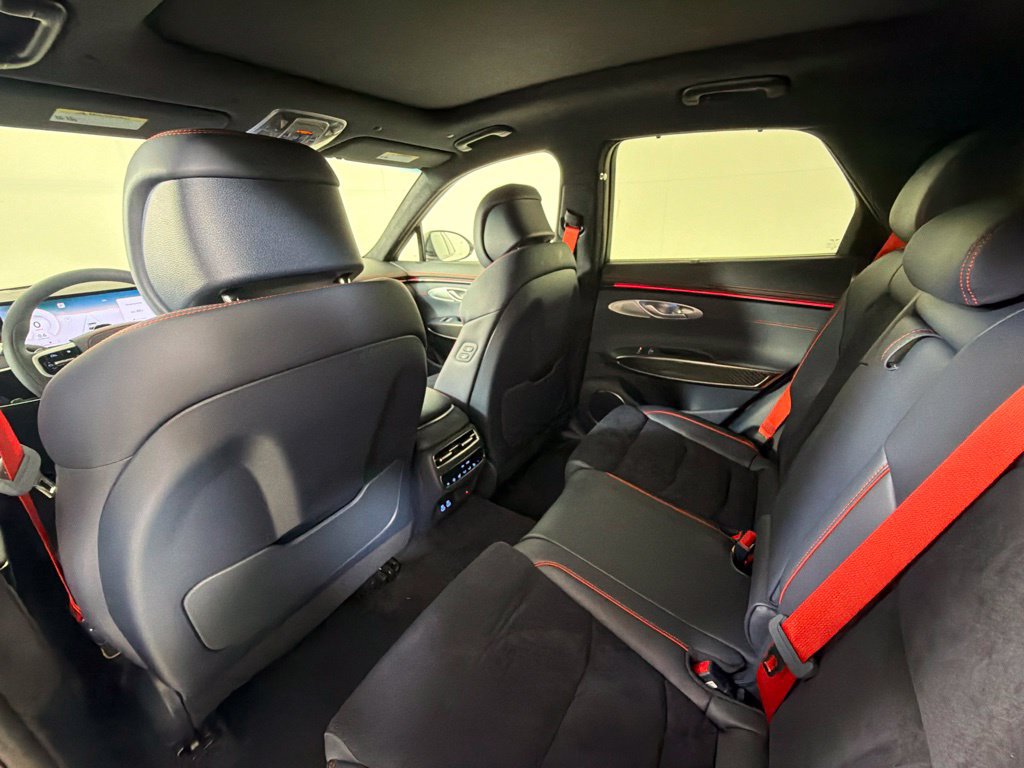 New 2027 Genesis GV70 3.5T Prestige AWD/4WD image 30