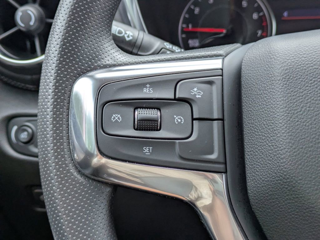 Used 2024 Chevrolet Blazer LT w/ Convenience Package FWD image 25