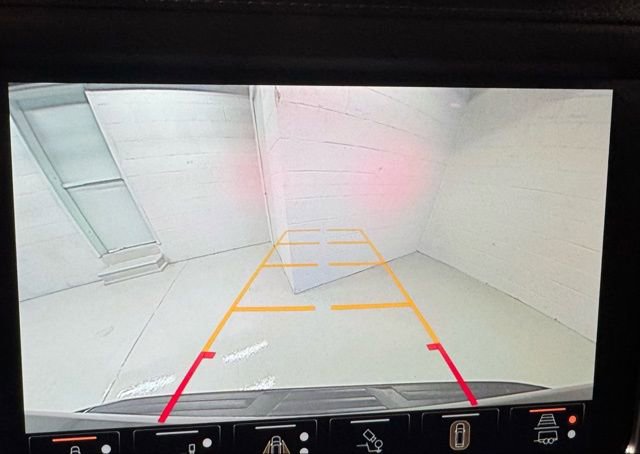 Used 2024 GMC Yukon Denali w/ Denali Reserve Package image 24