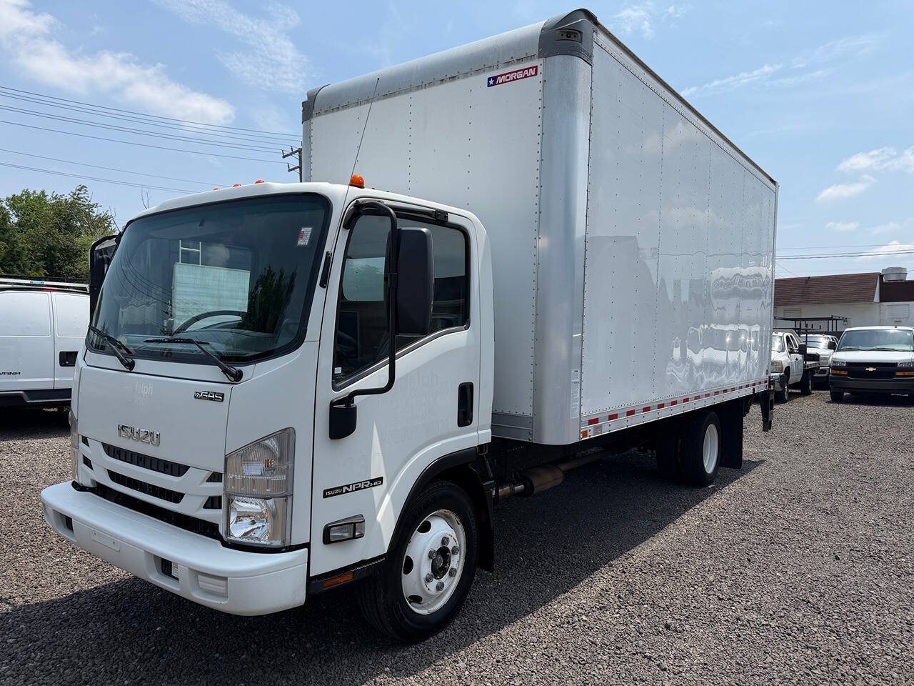 Used 2021 Isuzu NPR RWD image 1