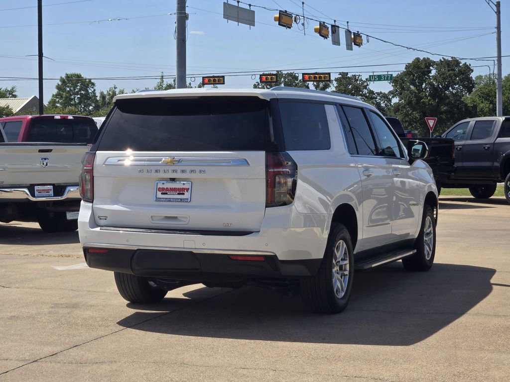 Used 2023 Chevrolet Suburban LT image 5