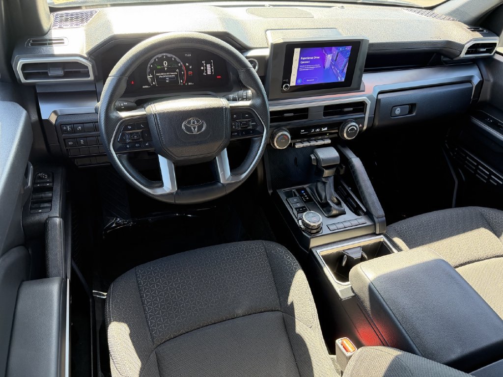 Certified 2025 Toyota 4Runner SR5 AWD/4WD image 7