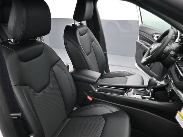 New 2026 Jeep Compass Latitude image 26