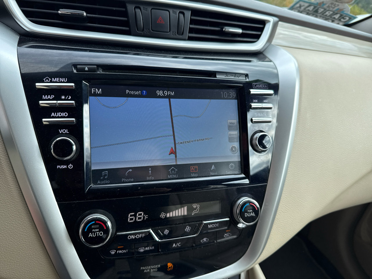 Used 2018 Nissan Murano SL w/ Moonroof Package image 15