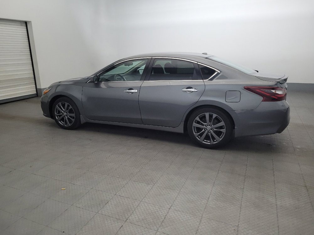 Used 2018 Nissan Altima 2.5 SR w/ SR Special Edition image 3