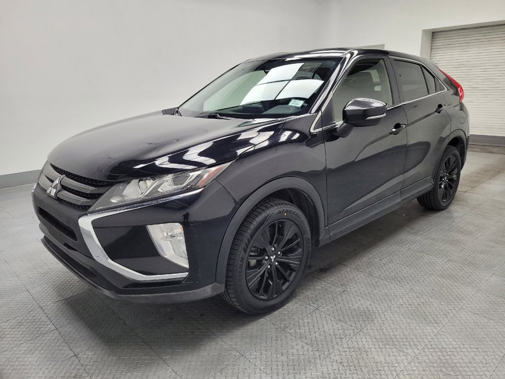 Used 2019 Mitsubishi Eclipse Cross LE image 2