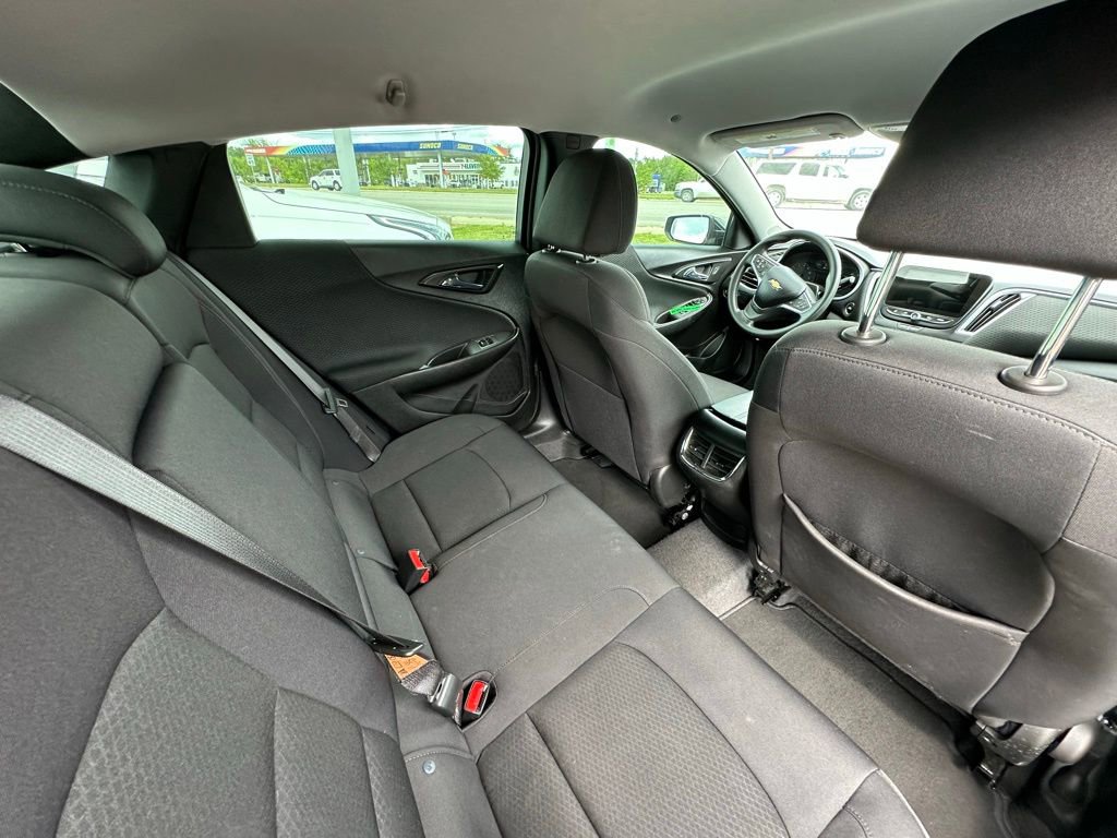 Used 2023 Chevrolet Malibu LT image 15