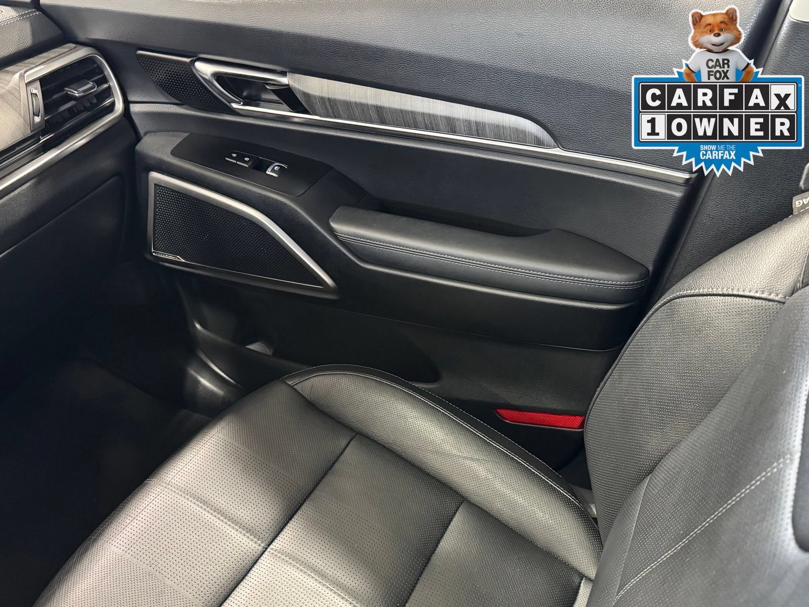 Used 2023 Kia Telluride EX w/ EX Captain's Chair Package FWD image 42