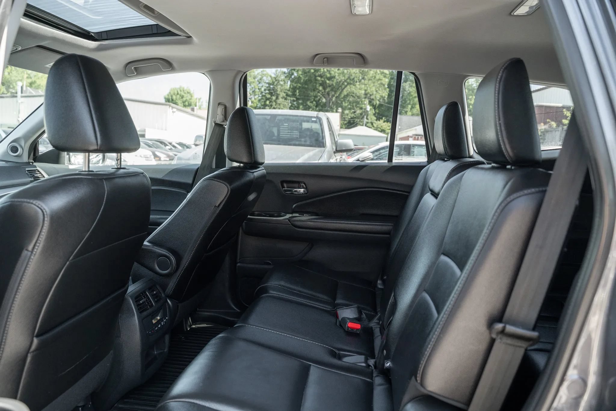 Used 2016 Honda Pilot EX-L image 8