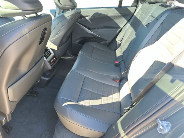 New 2027 BMW X5 xDrive40i w/ M Sport Professional Package AWD/4WD image 29