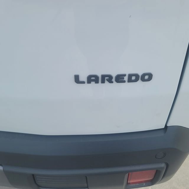 New 2026 Jeep Cherokee Laredo image 30