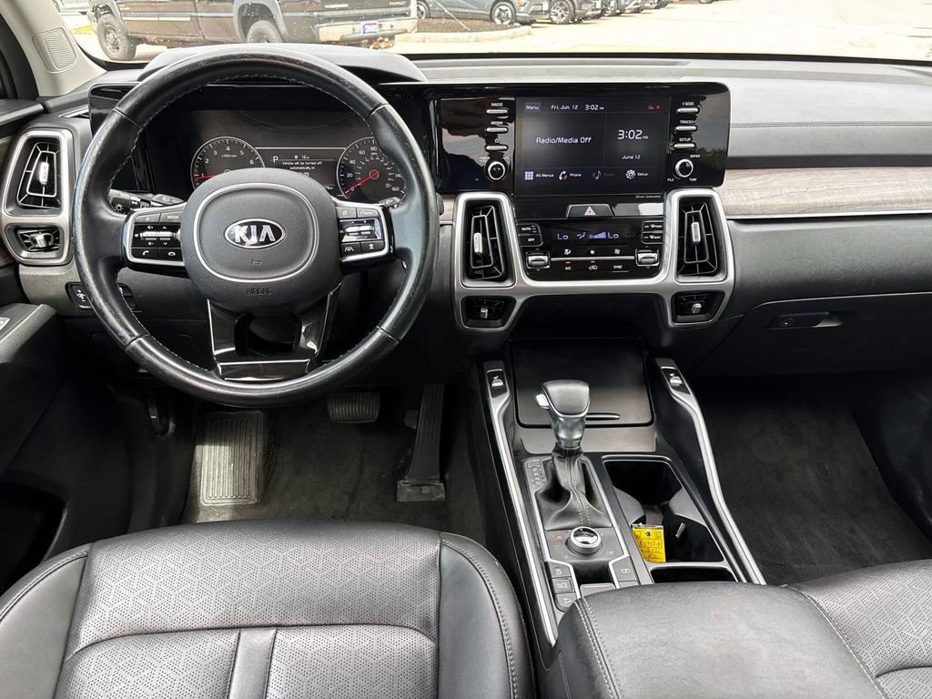 Used 2021 Kia Sorento EX AWD/4WD image 10