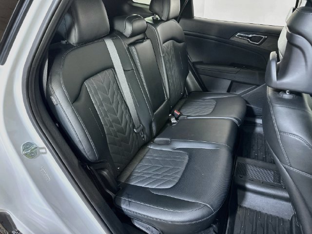 Used 2024 Kia Sportage X-Pro AWD/4WD image 13