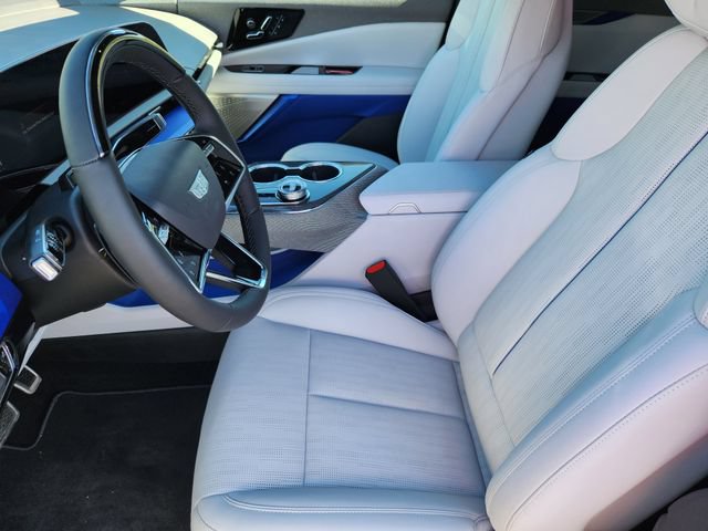 New 2026 Cadillac Optiq Sport 2 AWD/4WD image 9