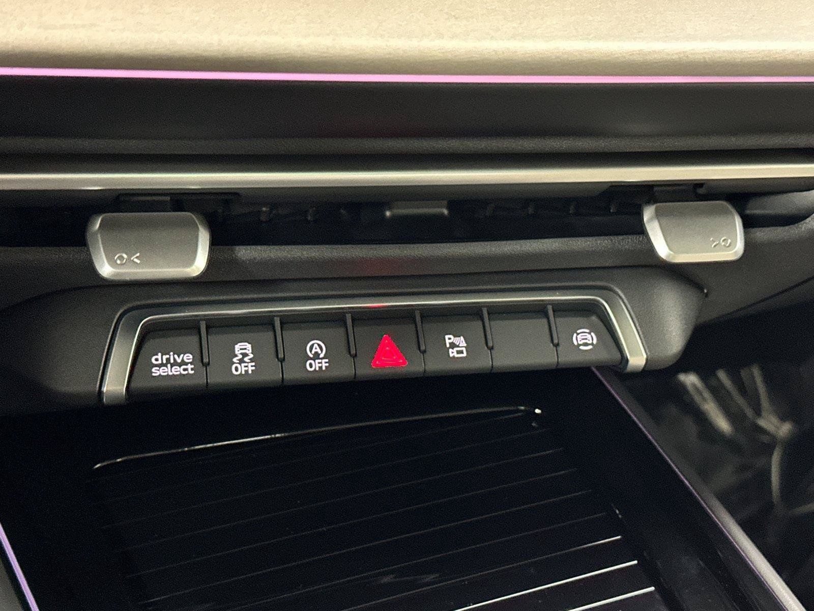 New 2026 Audi Q3 quattro 2.0T AWD/4WD image 20